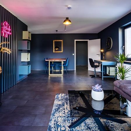 Studio Fayence - Emma, Netflix, Wifi, Workspace كارلسروه المظهر الخارجي الصورة