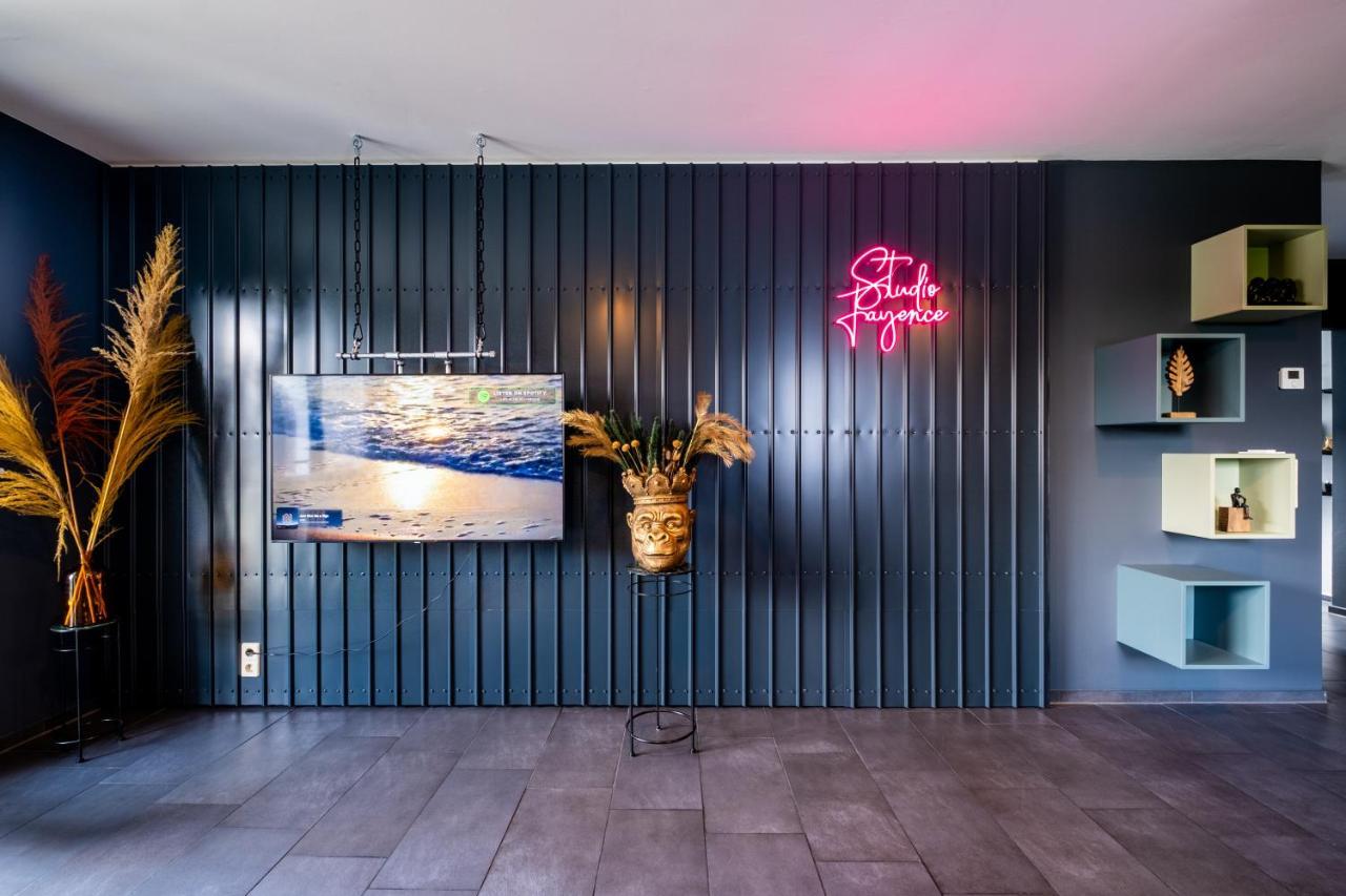 Studio Fayence - Emma, Netflix, Wifi, Workspace كارلسروه المظهر الخارجي الصورة